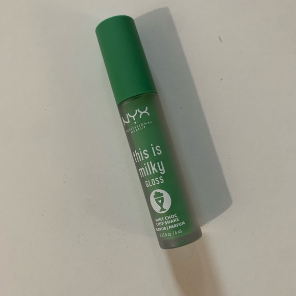 NWT THIS IS MILKY GLOSS MILKSHAKES - Picture 2 of 5